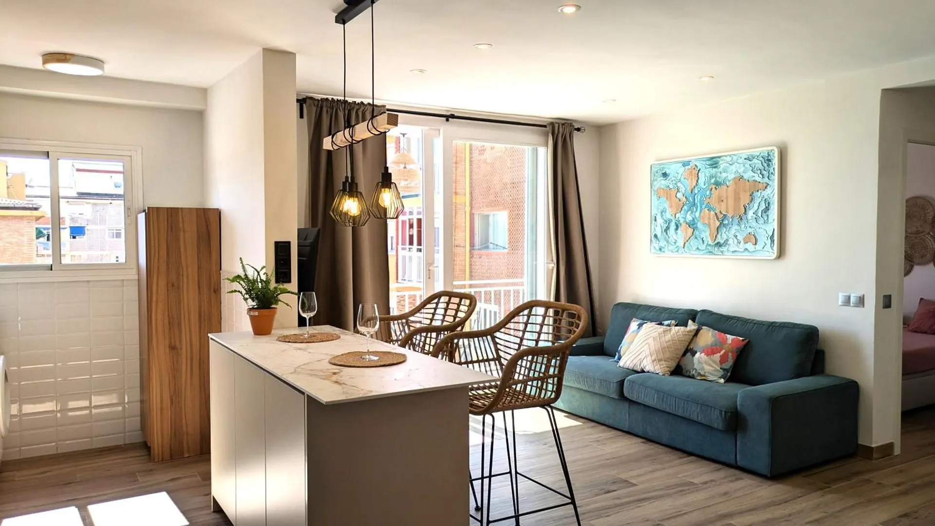 Apartamento Nuevo Al Lado De La Playa Malaga Apartment